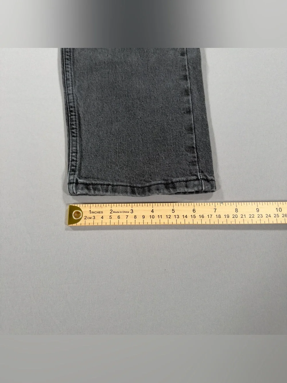 Levi's 505 Regular Fit 30x30 (Fits 30x28) Faded Black Charcoal Straight Jeans